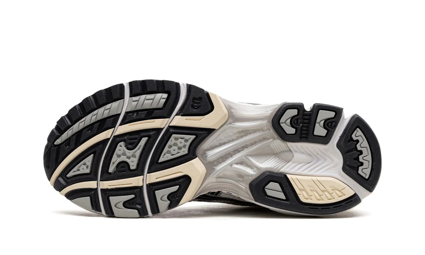 ASICS Gel-Kayano 14 'White Midnight